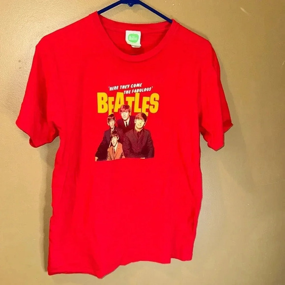 Beatles American Tour 1964 Red Shirt Vintage MED Short Sleeve - Picture 1 of 7